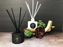 Load image into Gallery viewer, rosbas, Reed Diffuser Set with sticks, 6 oz, Handmade in The USA