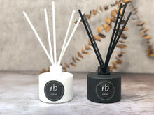 Load image into Gallery viewer, rosbas, Reed Diffuser Set with sticks, 6 oz, Handmade in The USA